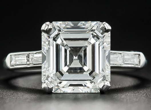 VVS Diamonds vs. VS Diamonds: What’s the Difference Between Diamond Clarity Grades?